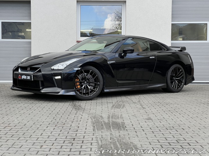 Nissan GT-R Black Edition 2018