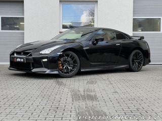 Nissan GT-R Black Edition 2018