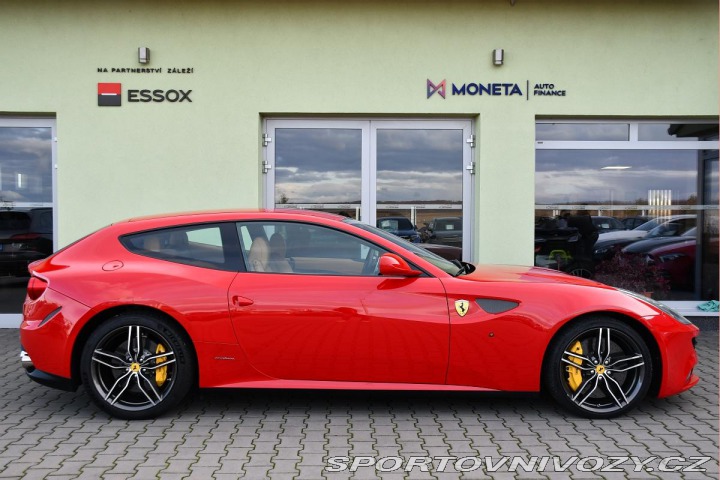 Ferrari FF 6.3 486kW V12 REZERVACE 2013