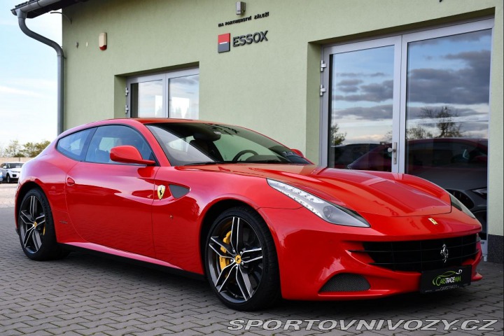 Ferrari FF 6.3 486kW V12 REZERVACE 2013