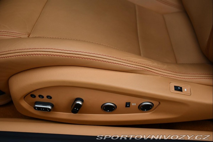 Ferrari FF 6.3 486kW V12 REZERVACE 2013