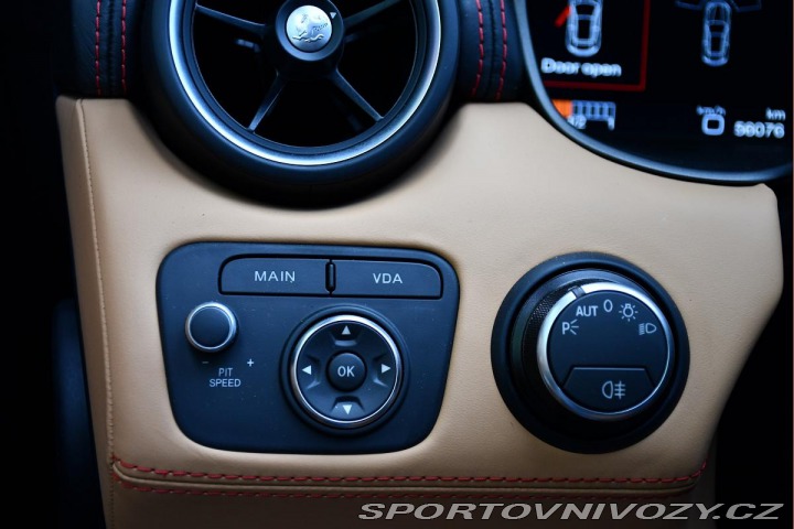 Ferrari FF 6.3 486kW V12 REZERVACE 2013