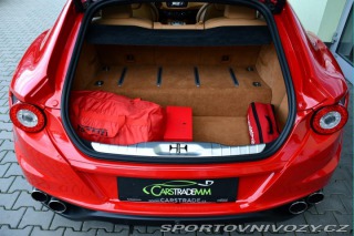 Ferrari FF 6.3 486kW V12 REZERVACE 2013