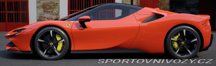 Ferrari SF90 Spider*Skladem*nové*karbo 2023