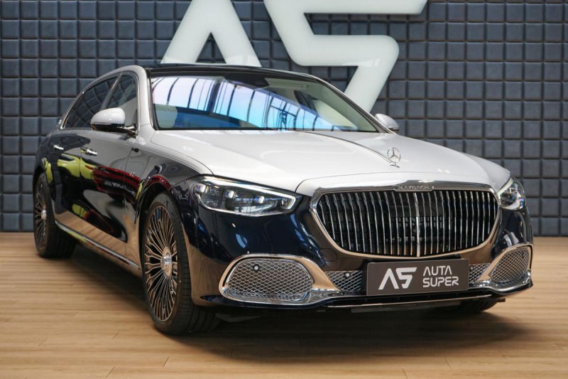 Mercedes-Benz S Maybach 680 4M V12 Two-To