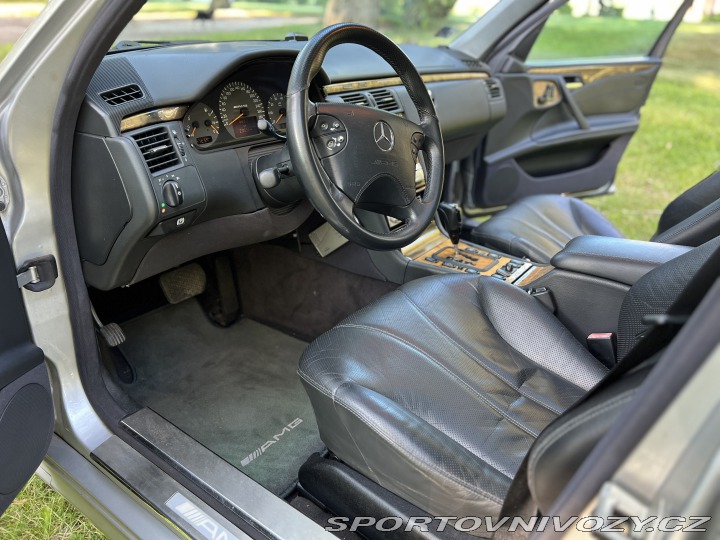 Mercedes-Benz E AMG E55 pěkné auto rarita 2000