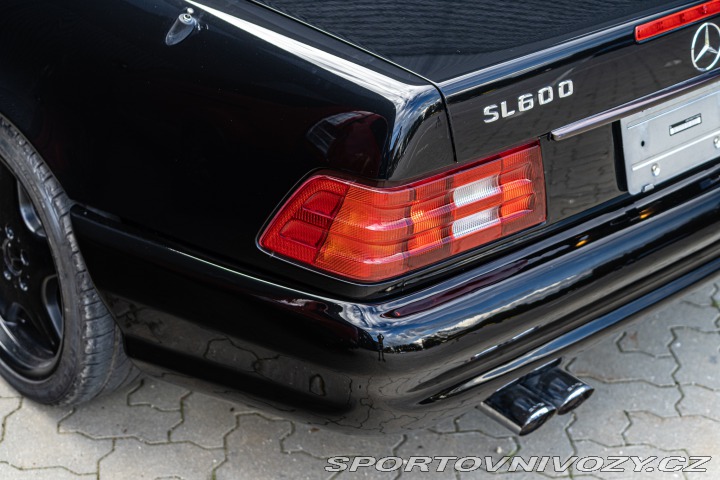 Mercedes-Benz SL 600 AMG paket moc pěkné 1993