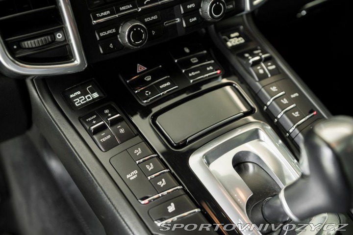 Porsche Cayenne S V8/PDLS/BOSE/Sport.Seda 2012