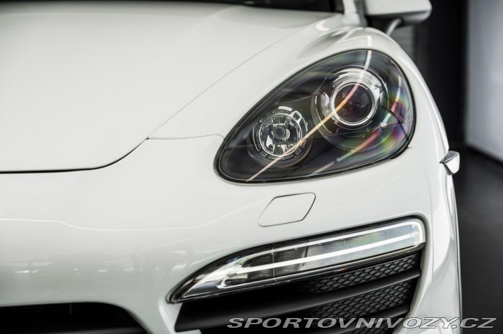Porsche Cayenne S V8/PDLS/BOSE/Sport.Seda 2012