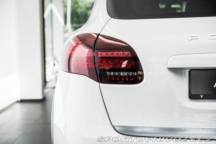 Porsche Cayenne S V8/PDLS/BOSE/Sport.Seda 2012