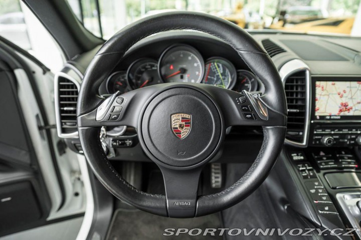 Porsche Cayenne S V8/PDLS/BOSE/Sport.Seda 2012