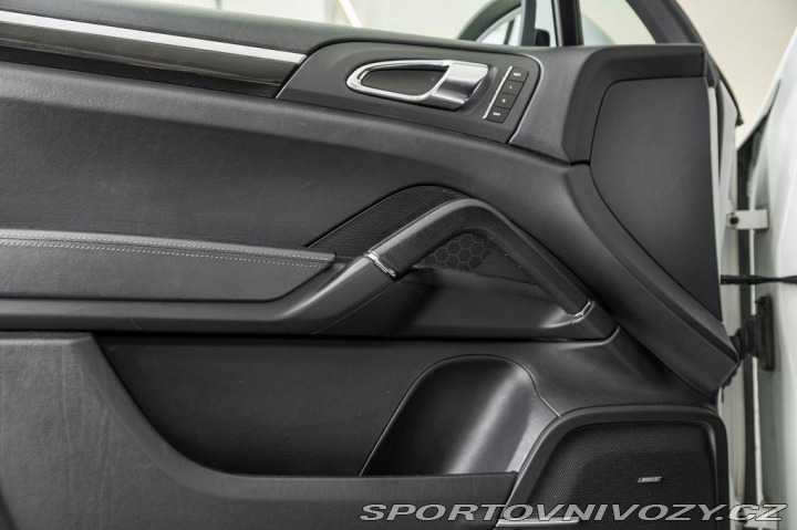 Porsche Cayenne S V8/PDLS/BOSE/Sport.Seda 2012