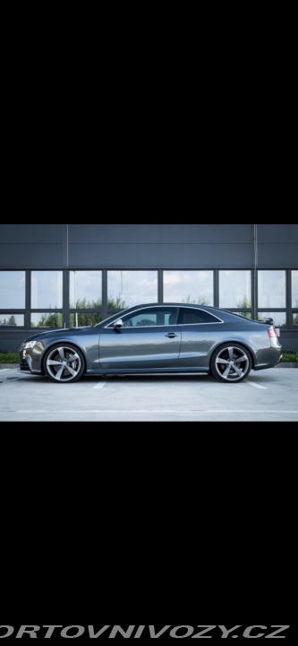Audi RS5 4.2 V8 2010