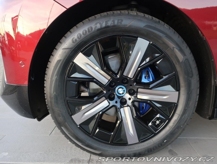 BMW iX xDrive40 2021