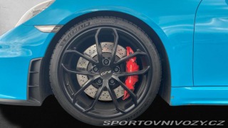 Porsche Cayman GT4 2020