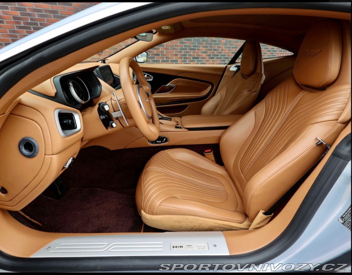 Aston Martin DB11 DB11 4.0 V8 375KW, AT, N 2019