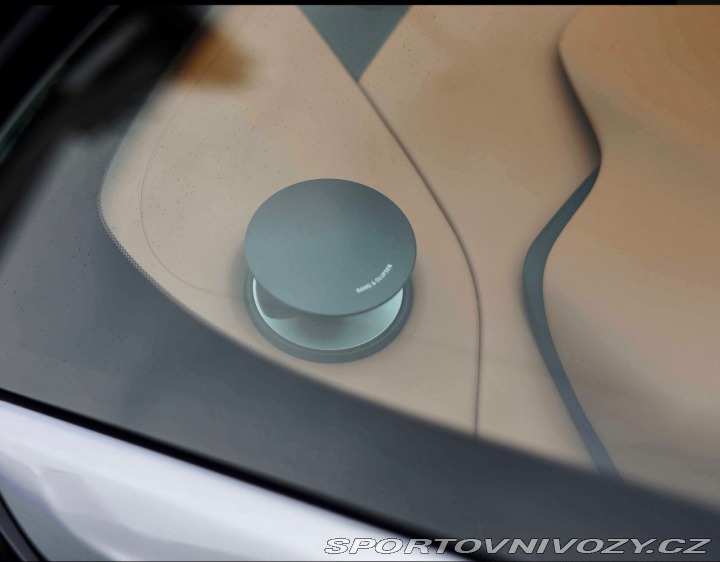 Aston Martin DB11 DB11 4.0 V8 375KW, AT, N 2019