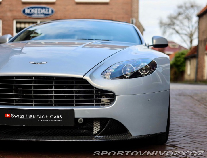 Aston Martin V8 Vantage Roadster 4,7l S 2012