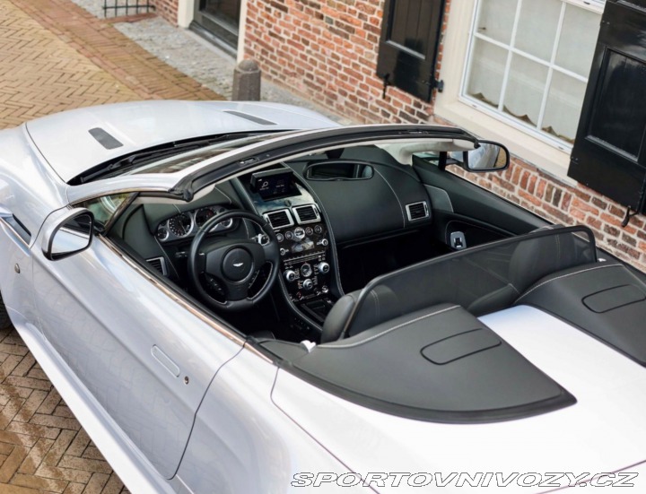Aston Martin V8 Vantage Roadster 4,7l S 2012
