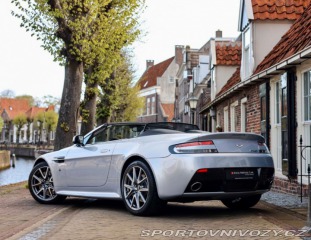 Aston Martin V8 Vantage  Roadster 4,7l S 2012