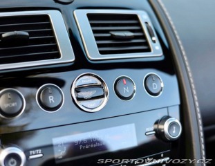 Aston Martin V8 Vantage  Roadster 4,7l S 2012