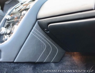 Aston Martin V8 Vantage  Roadster 4,7l S 2012