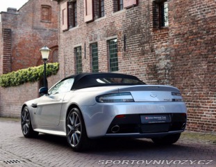 Aston Martin V8 Vantage  Roadster 4,7l S 2012