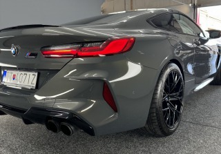 BMW M8 