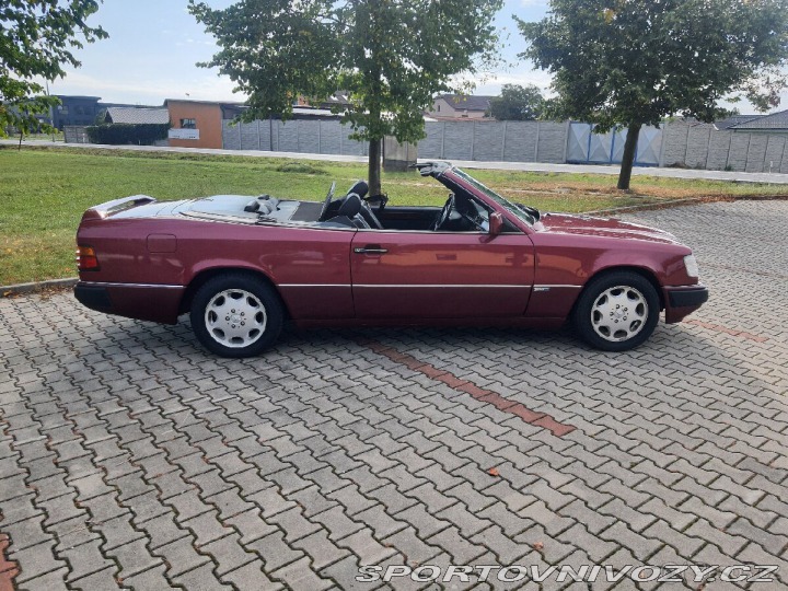Mercedes-Benz C 300-24CE 1992