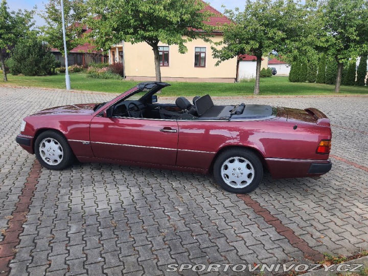 Mercedes-Benz C 300-24CE 1992