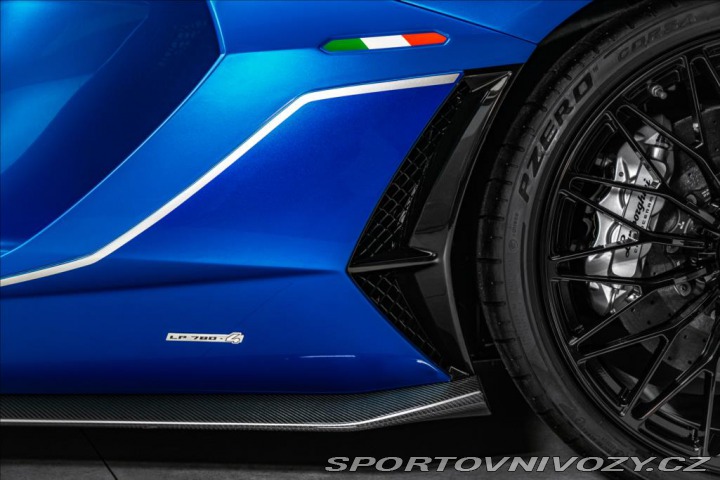 Lamborghini Aventador LP 780-4 ULTIMAE 1/350  O 2022