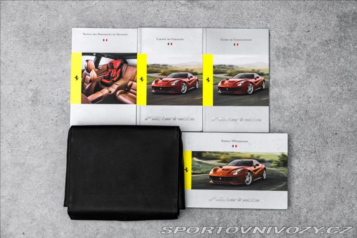 Ferrari F12berlinetta CZ, 100% stav, historie 2015