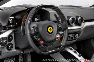 Ferrari F12berlinetta CZ, 100% stav, historie 2015