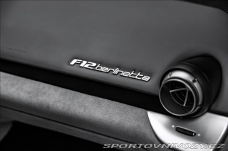 Ferrari F12berlinetta CZ, 100% stav, historie 2015