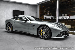 Ferrari F12berlinetta CZ, 100% stav, historie 2015