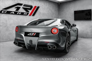 Ferrari F12berlinetta CZ, 100% stav, historie 2015