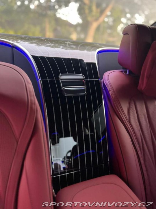 Mercedes-Benz S 63 AMG E Performance 1800