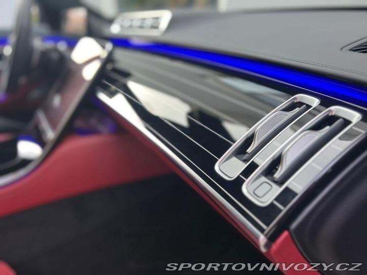 Mercedes-Benz S 63 AMG E Performance 1800