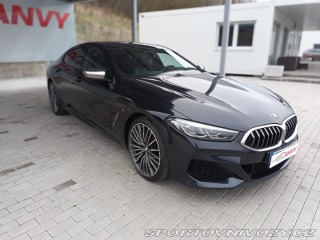 BMW 8  2021