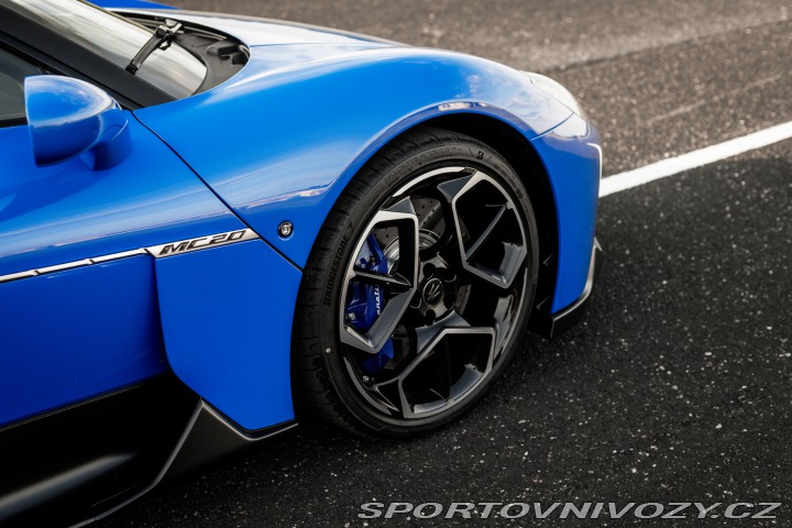 Maserati MC20 2023
