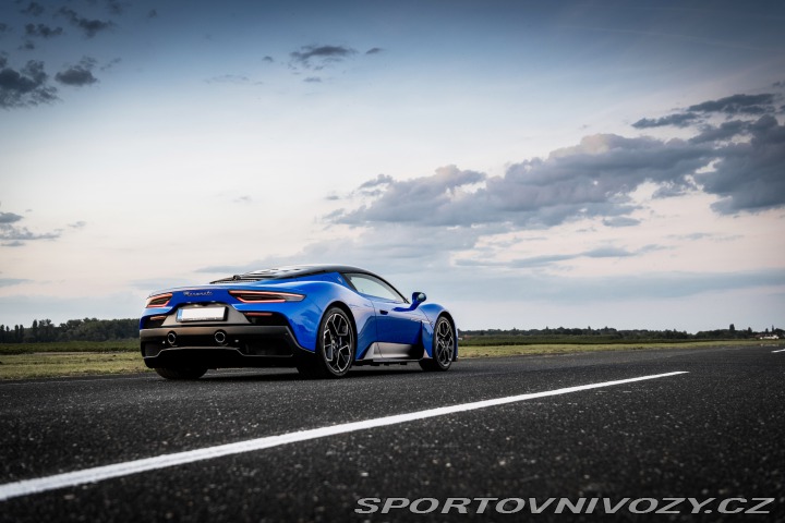 Maserati MC20 2023