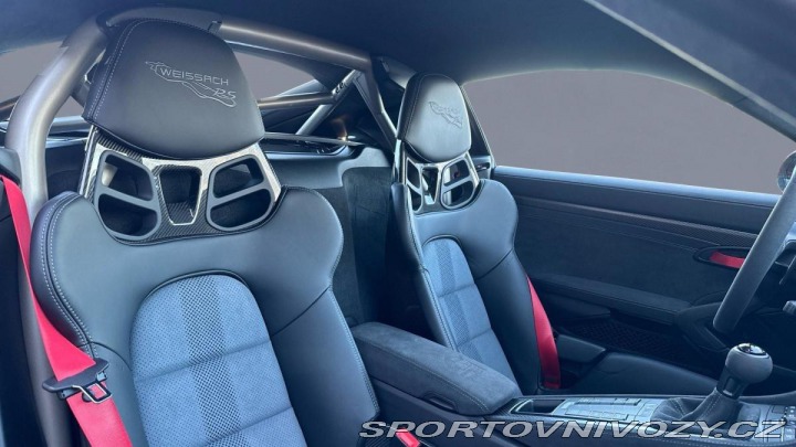 Porsche Cayman GT4 RS 2023