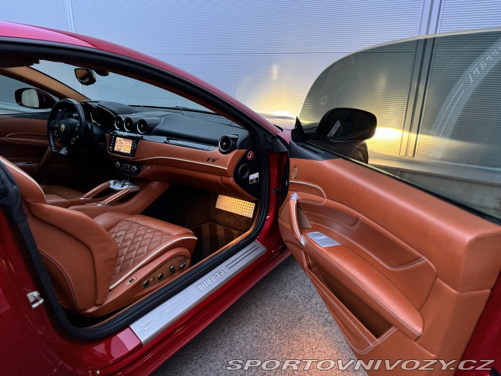 Ferrari FF 2014