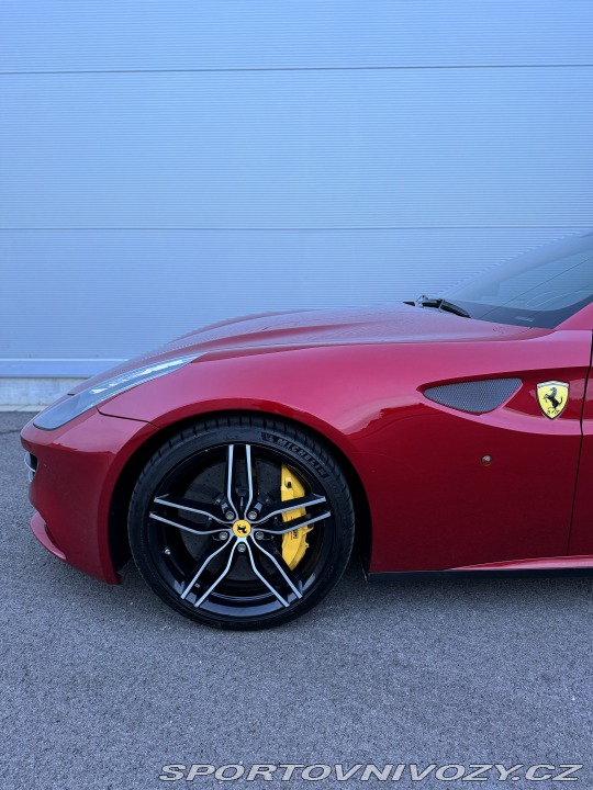 Ferrari FF 2014