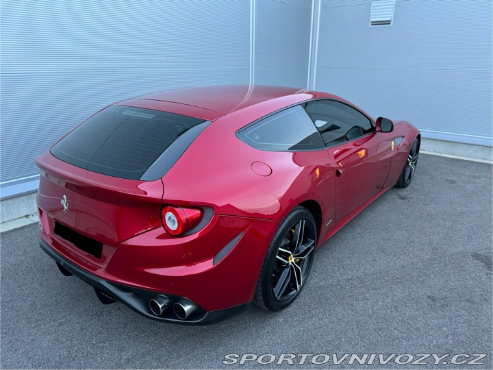 Ferrari FF 2014