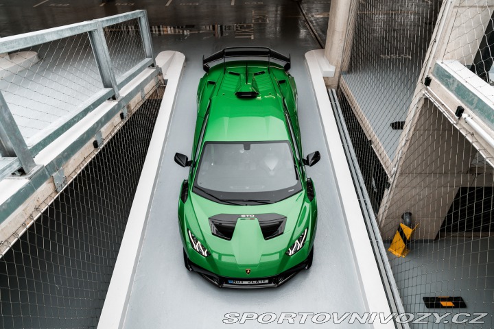 Lamborghini Huracán STO 2023