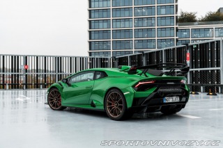 Lamborghini Huracán STO 2023