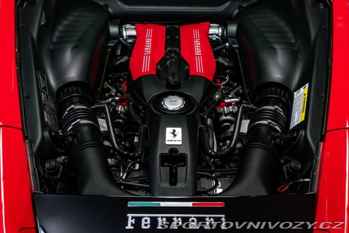 Ferrari 488 GTB KARBON/JBL/LIFT/LED/D 2015