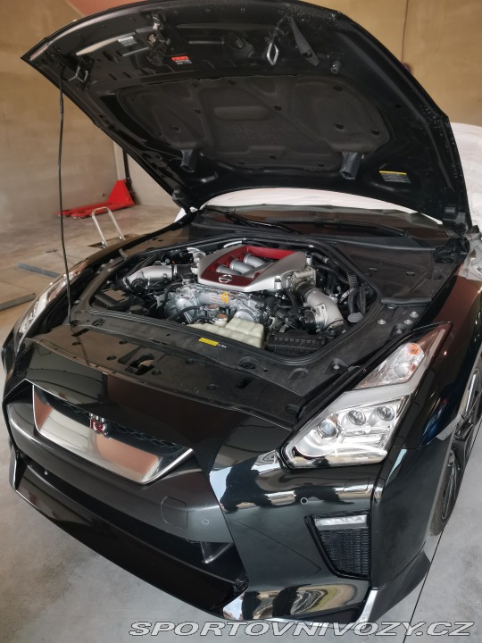 Nissan GT-R Prestige Edition 2020