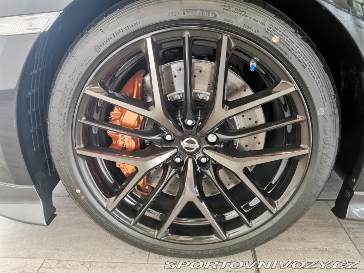 Nissan GT-R Prestige Edition 2020